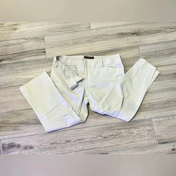 Limited Cream Capri Pants - Picture 5 of 10
